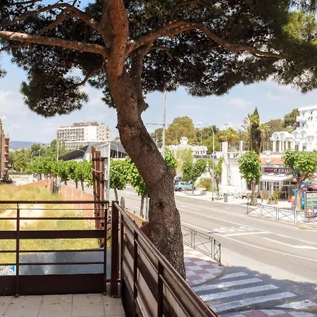 Equipped Centric With Large Terrace Apartman *